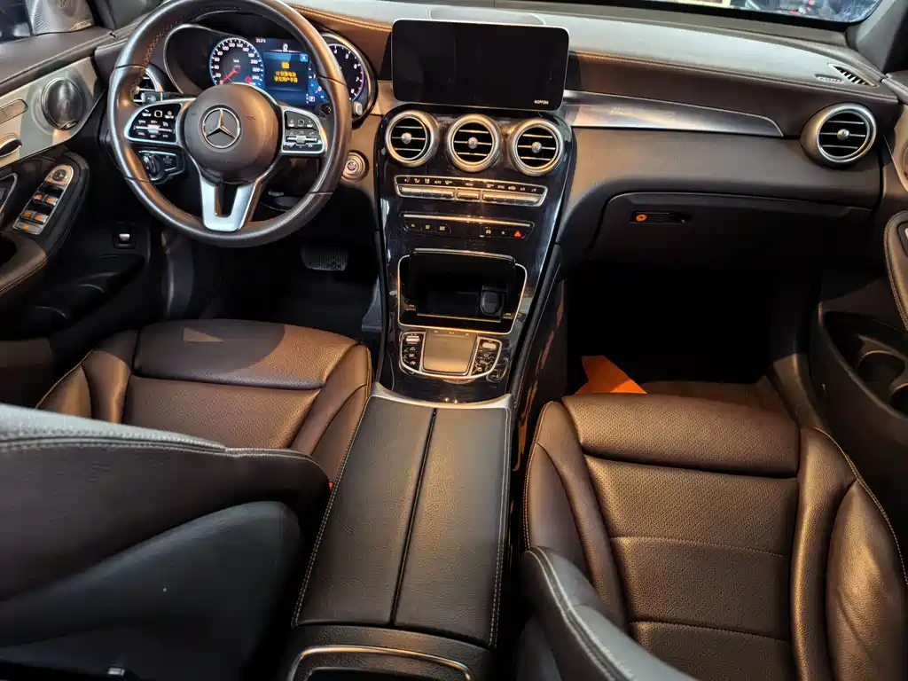 Mercedes-Benz GLC 2020 — фото 9