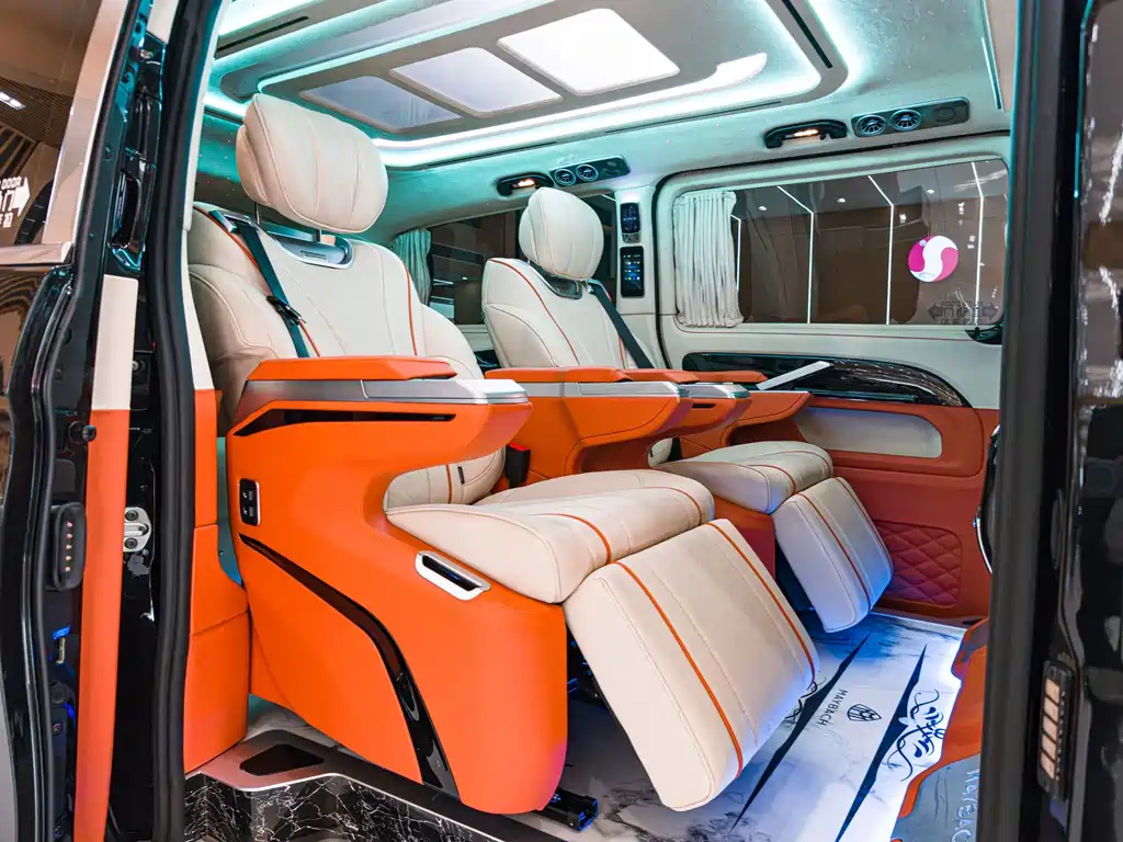 Mercedes-Benz Vito 2023 — фото 12