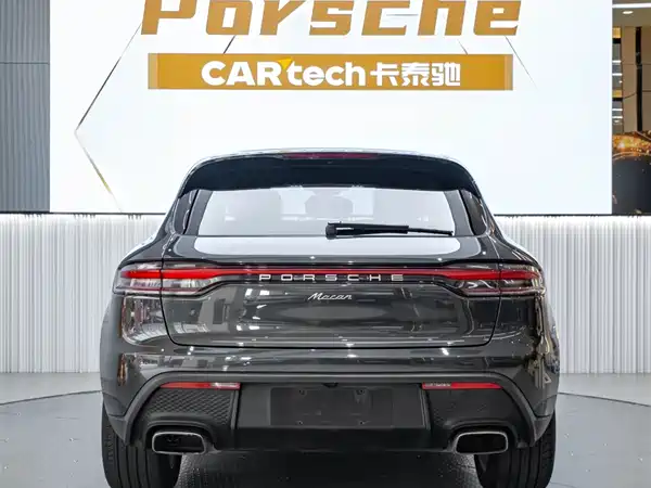 Porsche Macan 2024