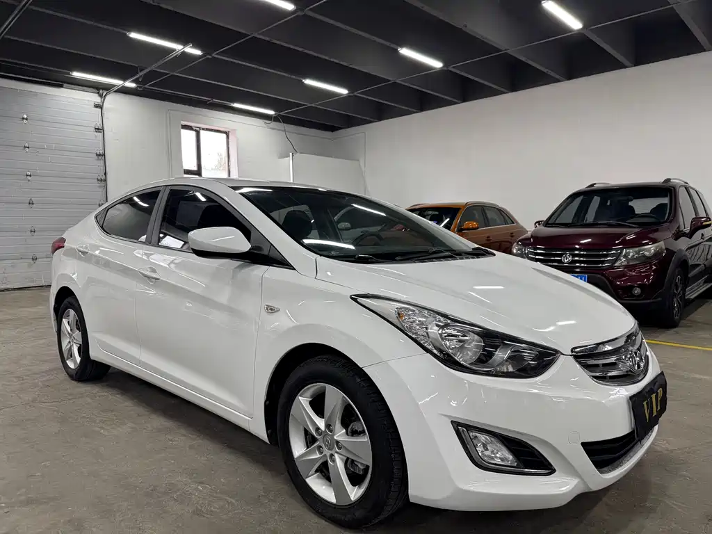 Hyundai Elantra 2014