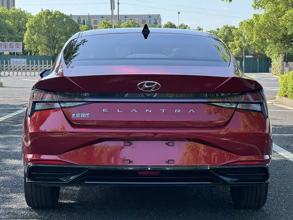 Hyundai Elantra 2021 — фото 6