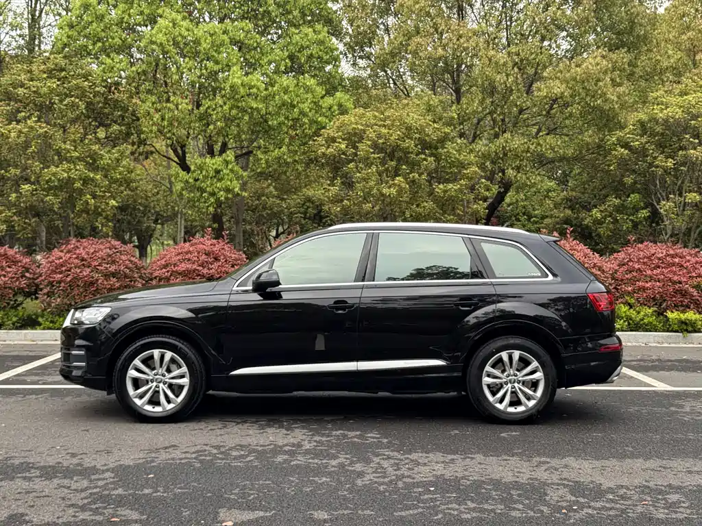 Audi Q7 2018 — фото 3