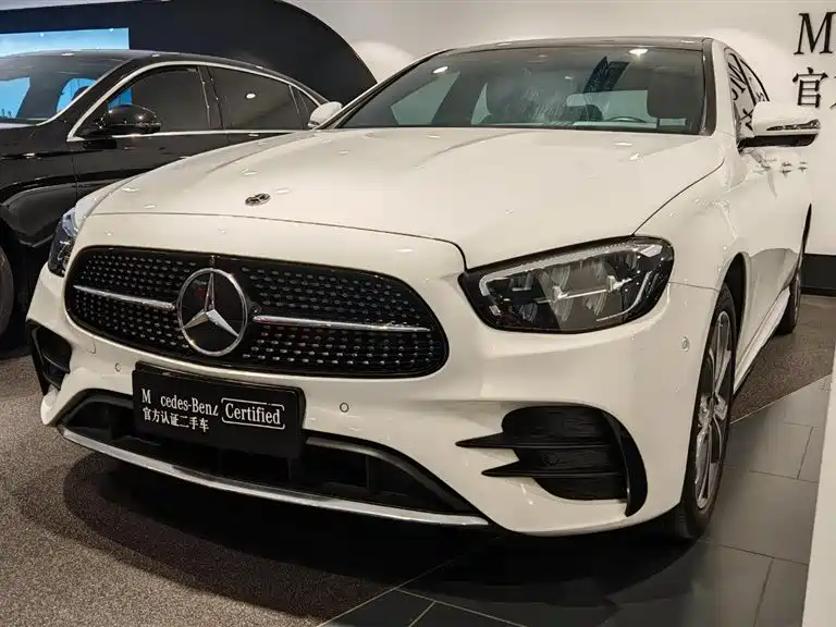 Mercedes-Benz E-Class 2023
