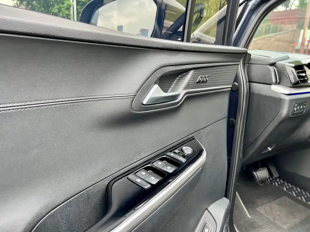 Hyundai Custo 2022 — фото 10