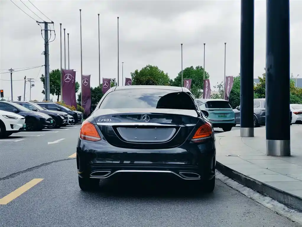 Mercedes-Benz C-Class 2020