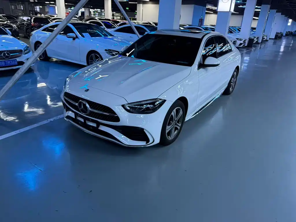 Mercedes-Benz C-Class 2022