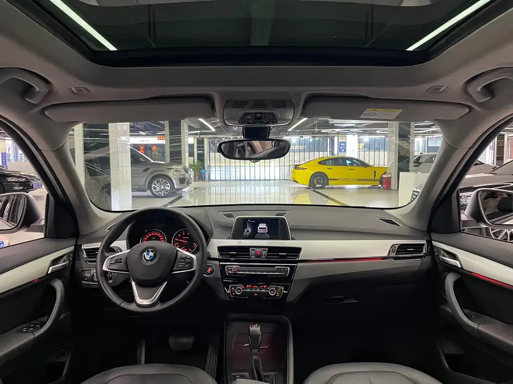 BMW X1 2017 — фото 11