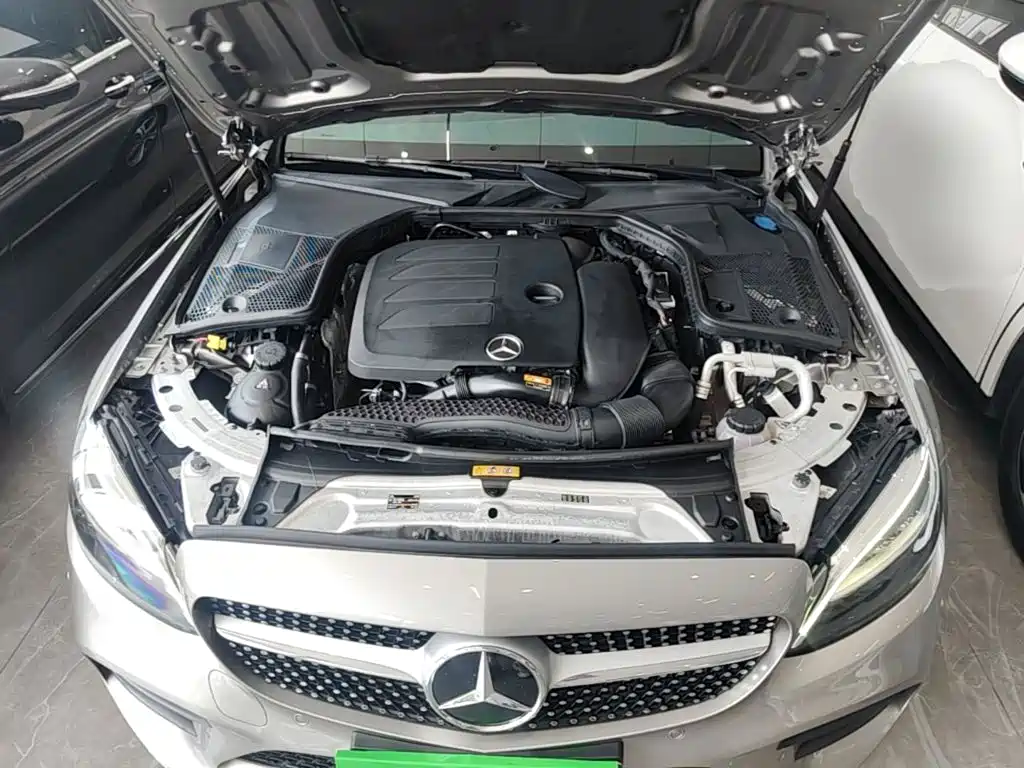 Mercedes-Benz C-Class 2019 — фото 20