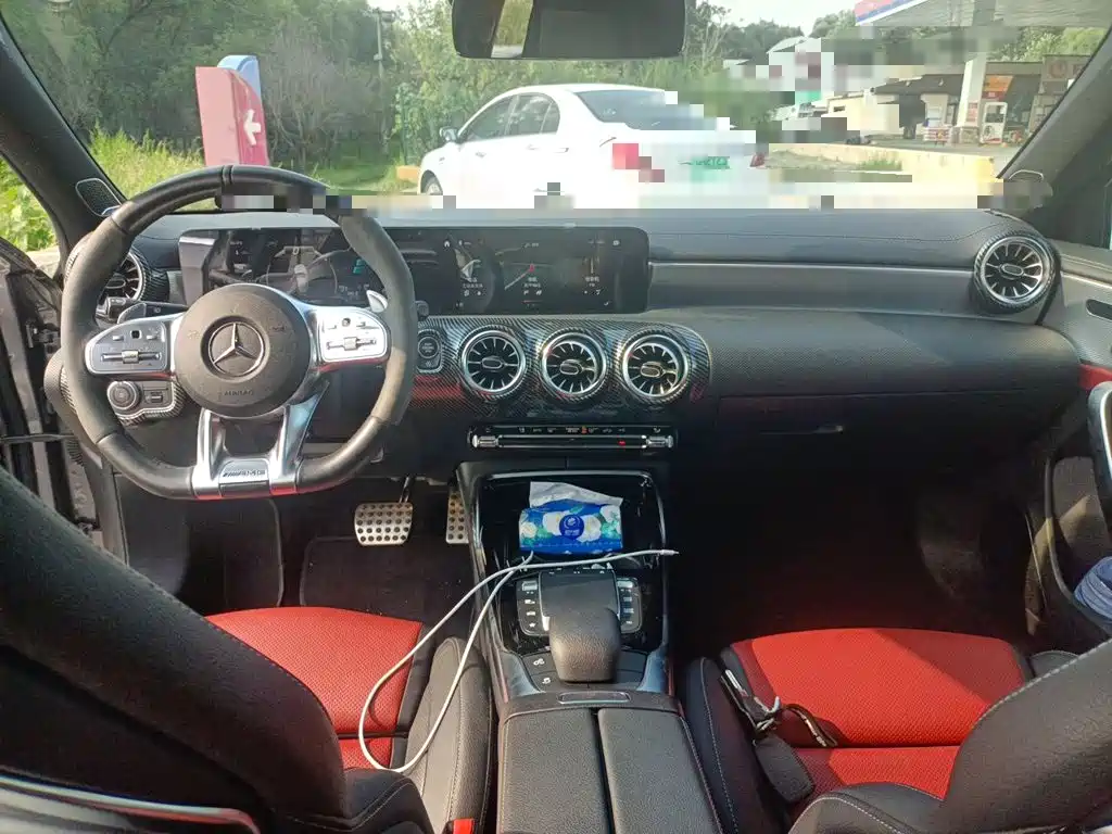 Mercedes-Benz A-Class AMG 2021 — фото 10