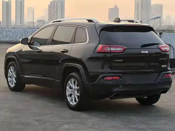 Jeep Cherokee 2017