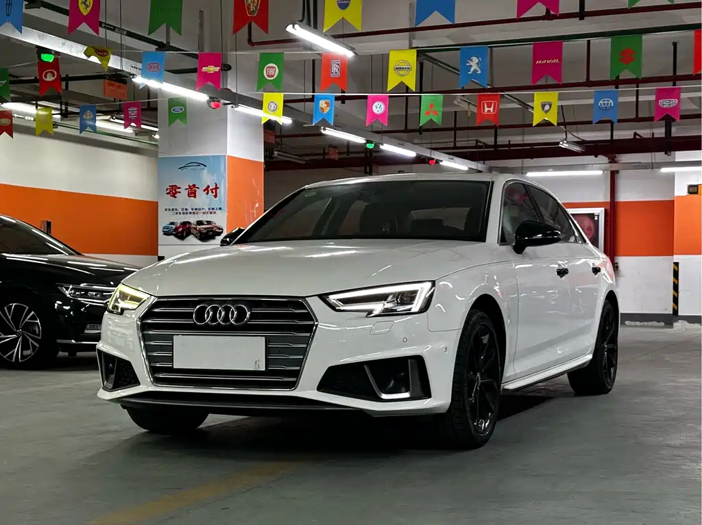 Audi A4L 2019