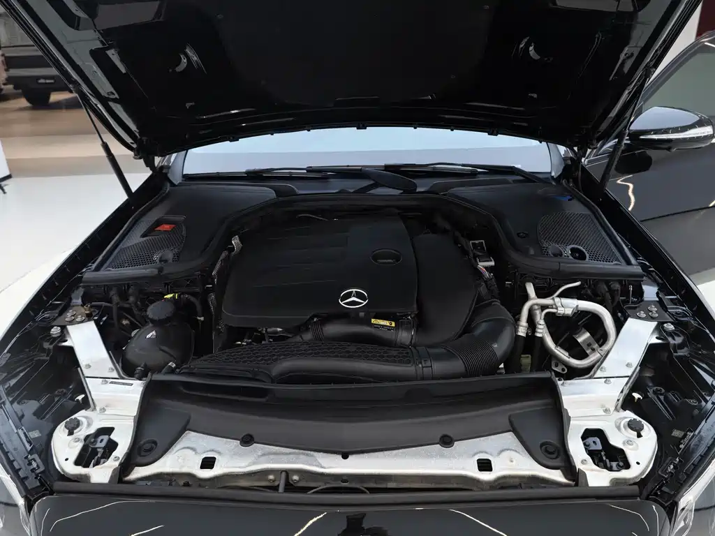 Mercedes-Benz E-Class 2020 — фото 23