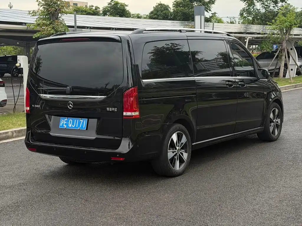 Mercedes-Benz V-Class 2021