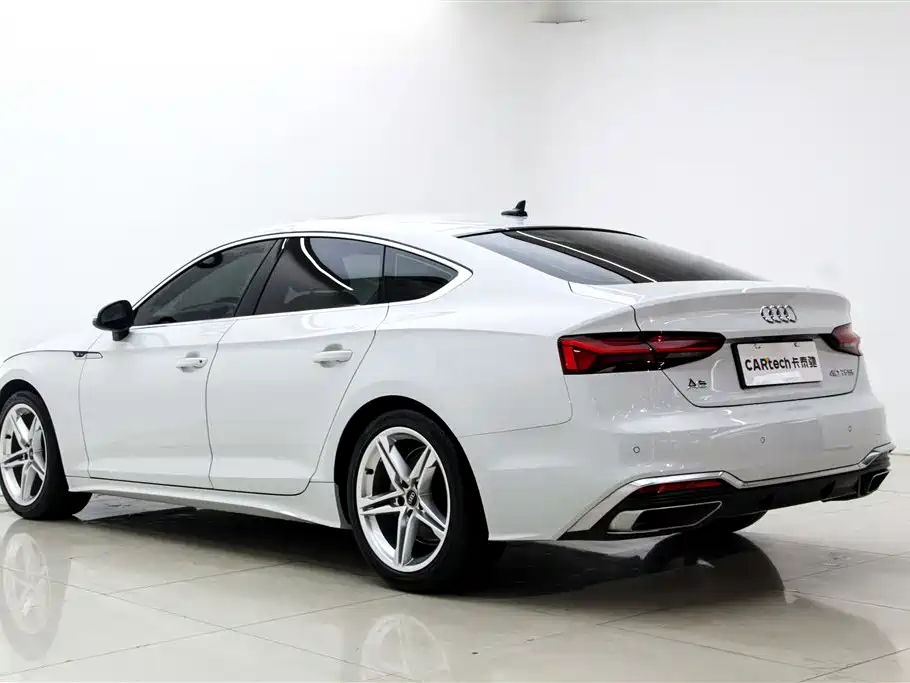 Audi A5 2023 — фото 7