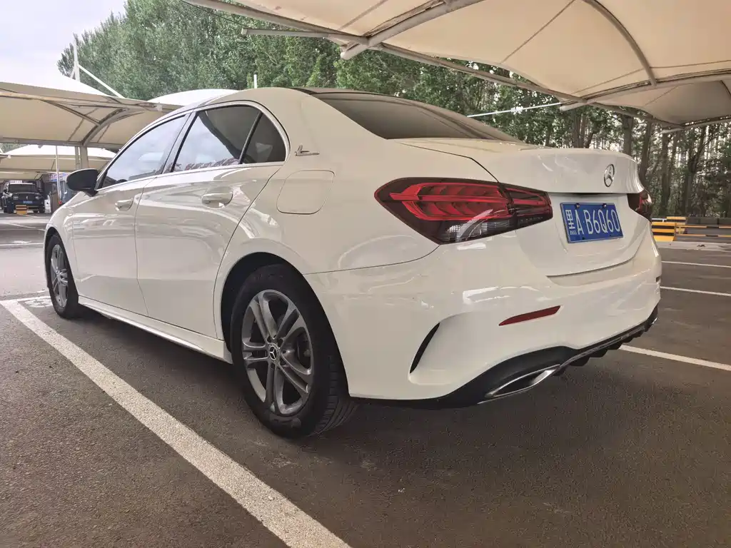Mercedes-Benz A-Class 2022 — фото 19