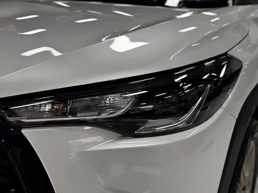 Toyota Corolla Cross 2024 — фото 10