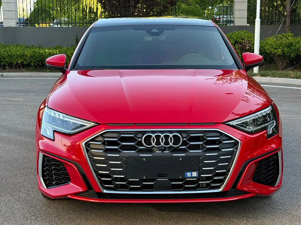 Audi A3 2022 — фото 2