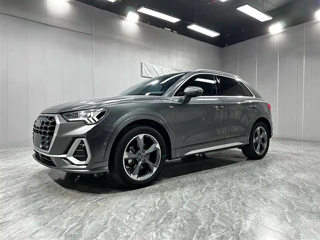 Audi Q3 2023 — фото 7