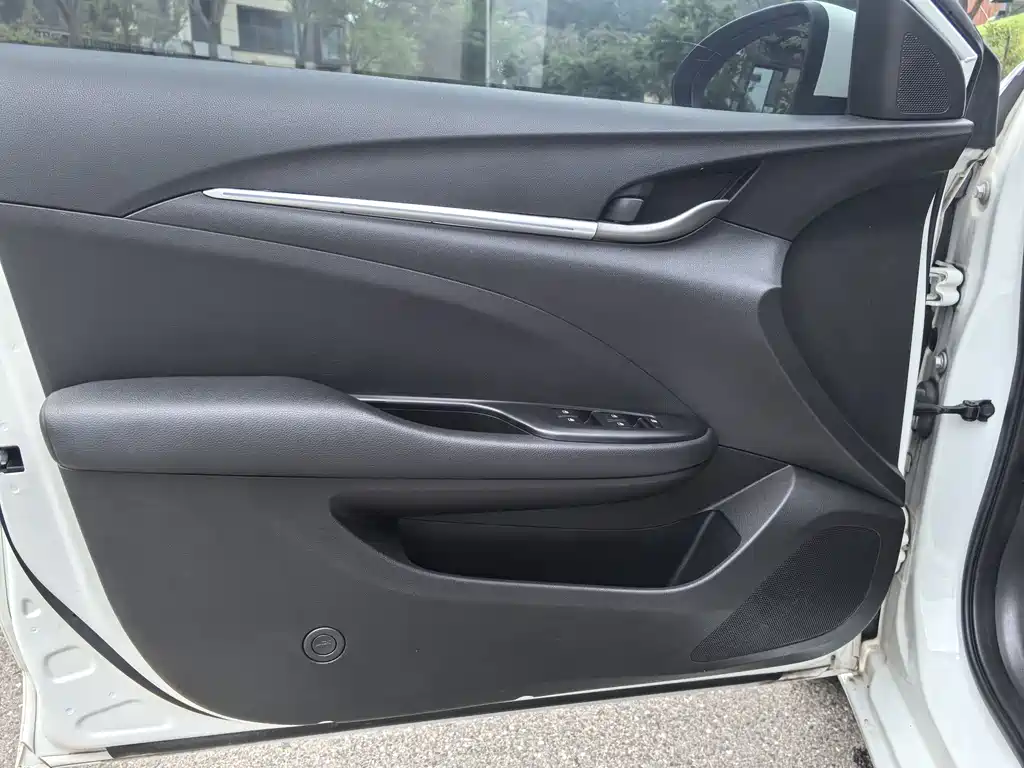 Buick Excelle 2019 — фото 14