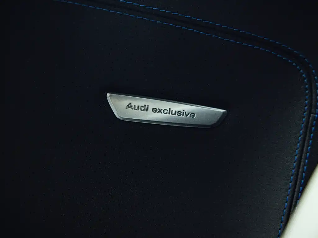 Audi R8 2018 — фото 23