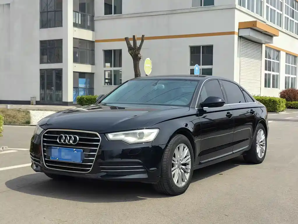 Audi A6L 2014 — фото 1