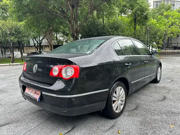 Volkswagen Magotan 2011