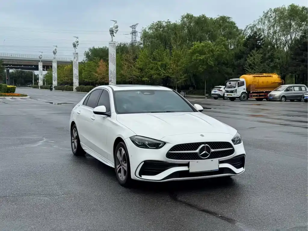 Mercedes-Benz C-Class 2022 — фото 3