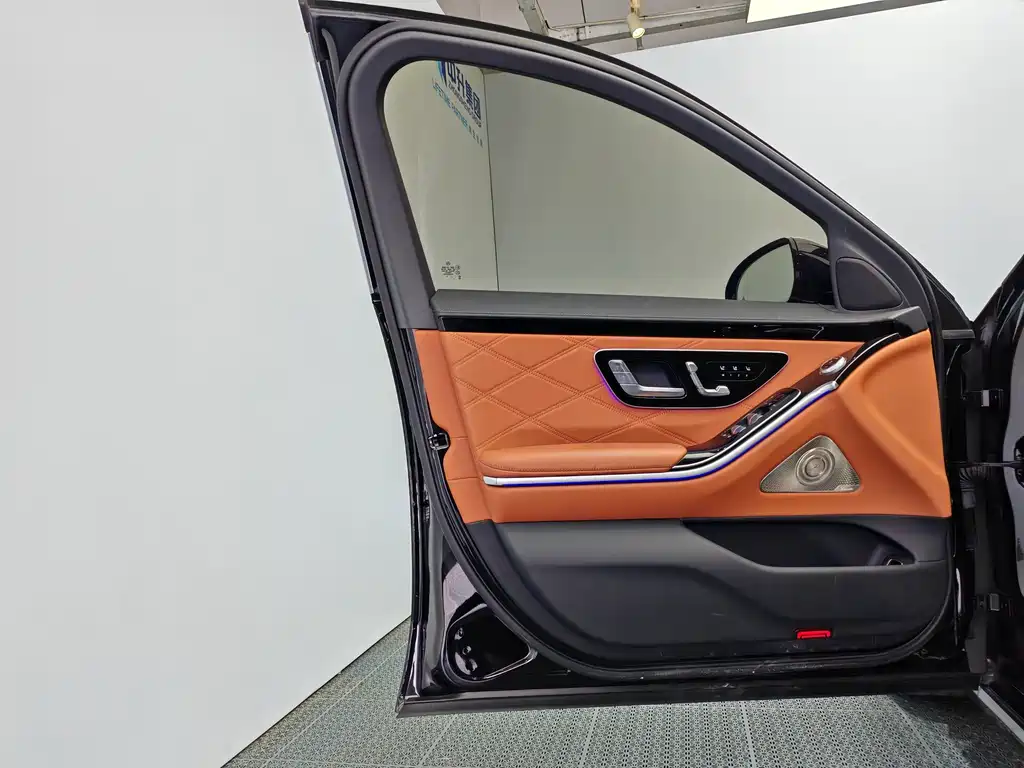 Mercedes-Benz S-Class 2023 — фото 13