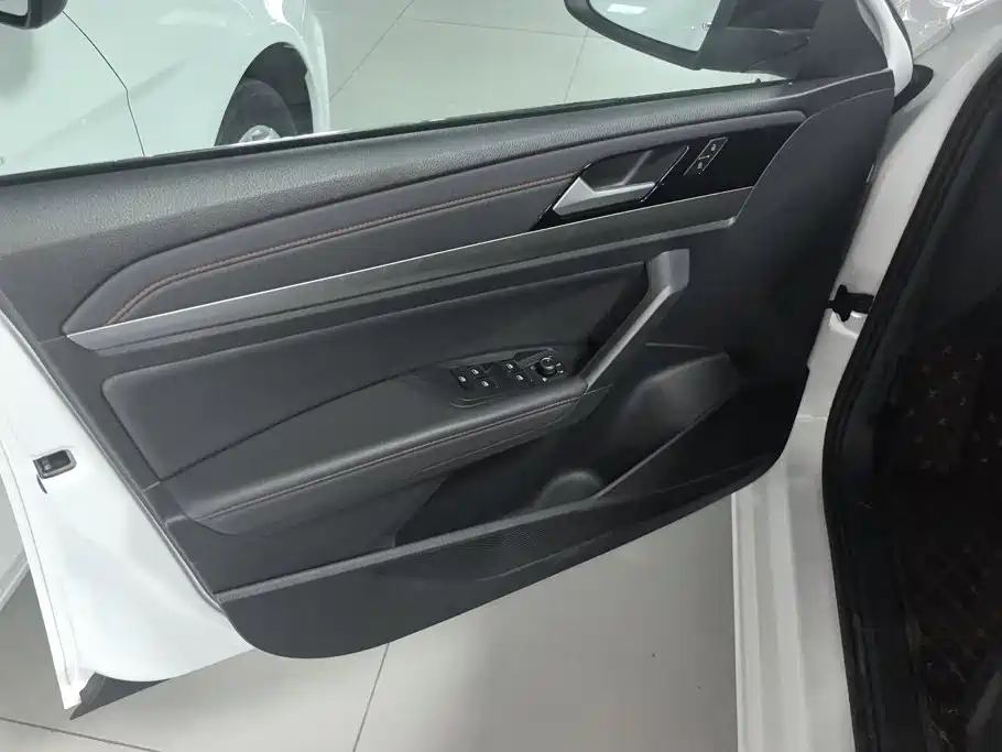 Volkswagen Lavida 2025