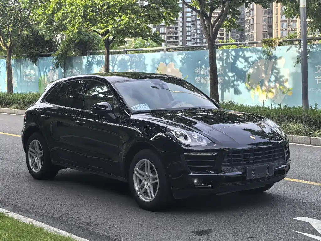 Porsche Macan 2016