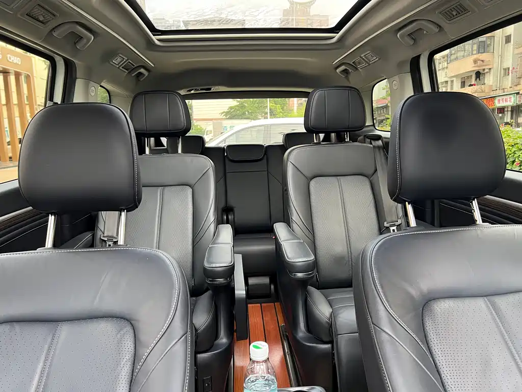 GAC Motor Trumpchi M8 2022 — фото 18