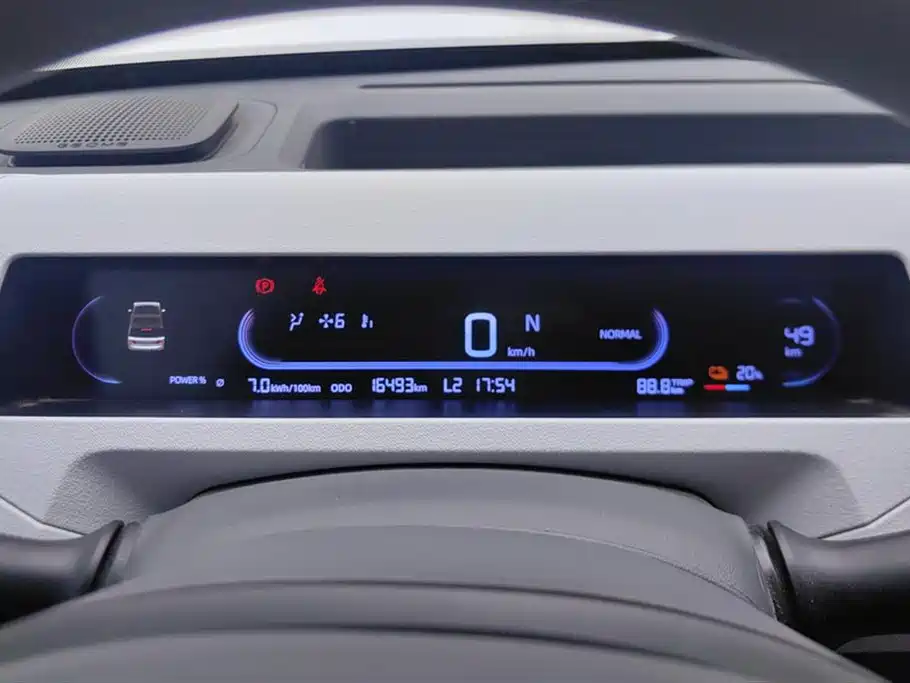Geely Galaxy Panda 2025 — фото 14