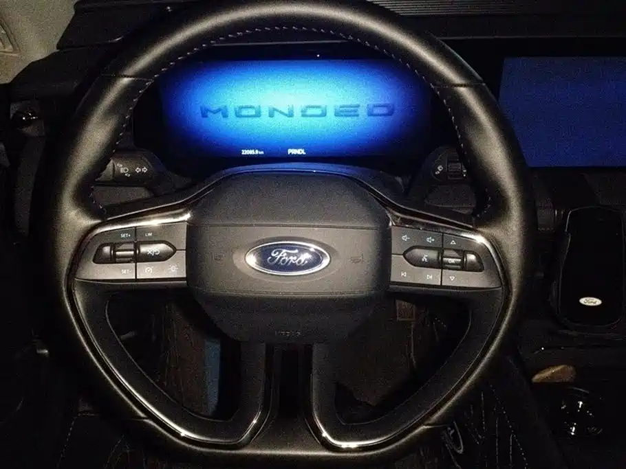 Ford Mondeo 2023 — фото 15