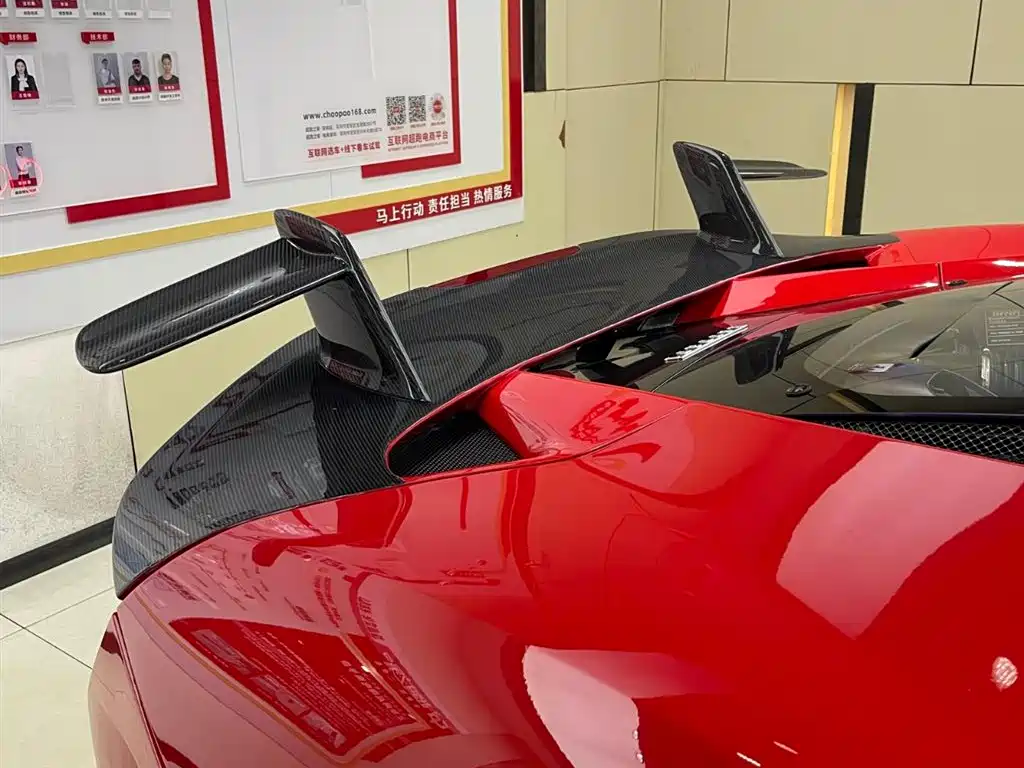Ferrari F8 2021 — фото 12
