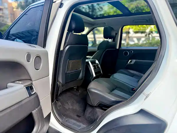 Land Rover Range Rover Sport 2015