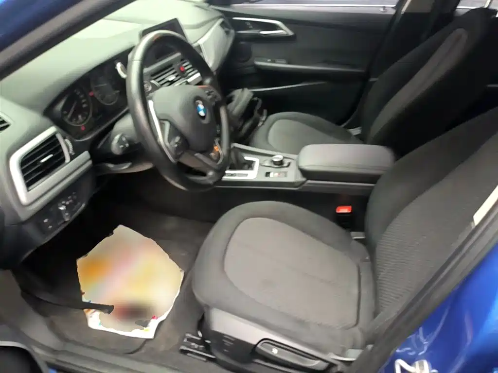 BMW 1 Series 2017 — фото 15