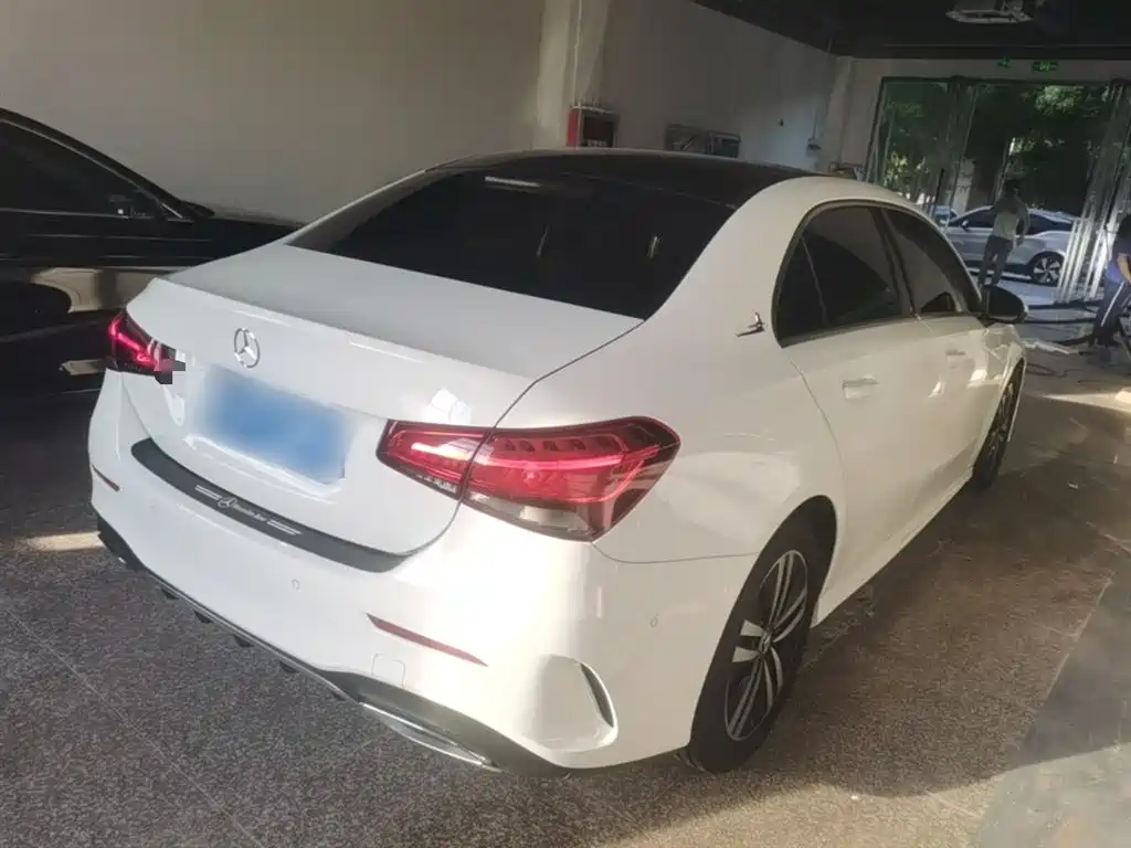 Mercedes-Benz A-Class 2019 — фото 7