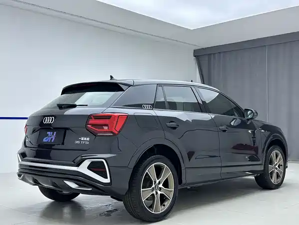 Audi Q2L 2022