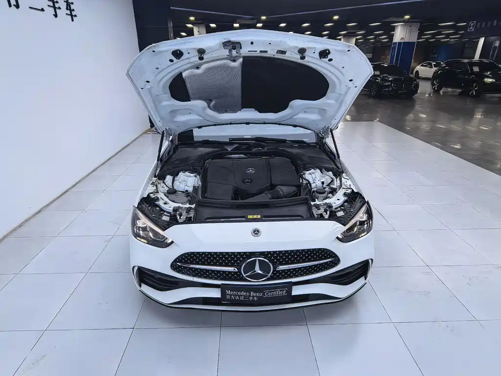 Mercedes-Benz C-Class 2025 — фото 6