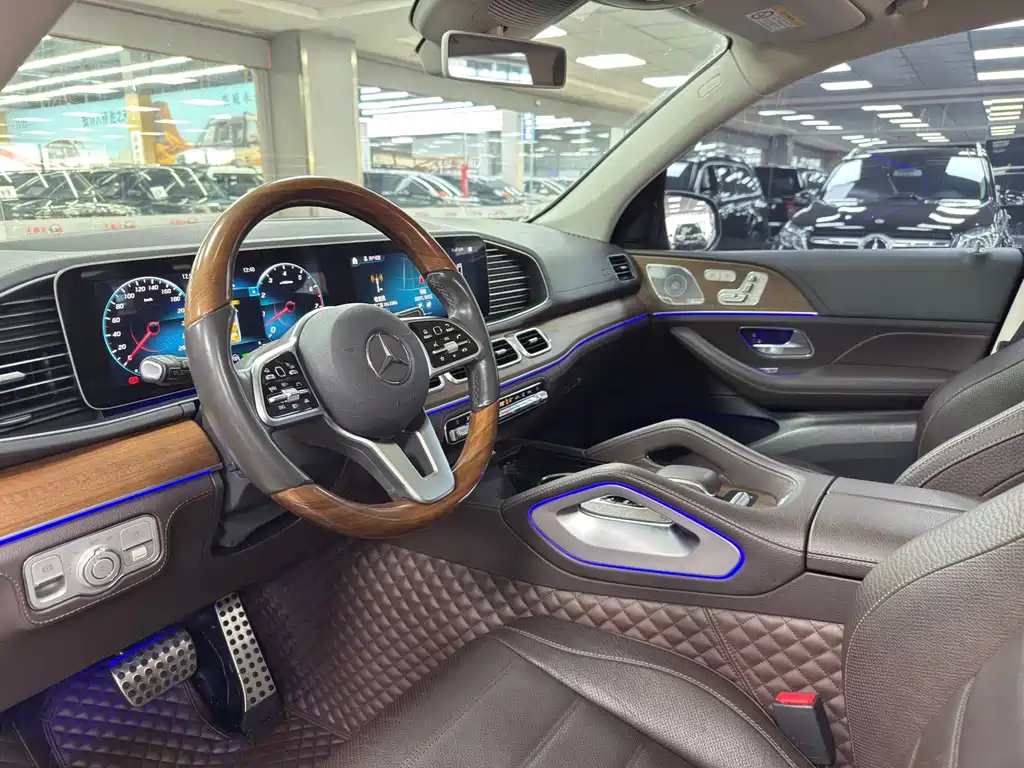 Mercedes-Benz GLS 2020 — фото 9