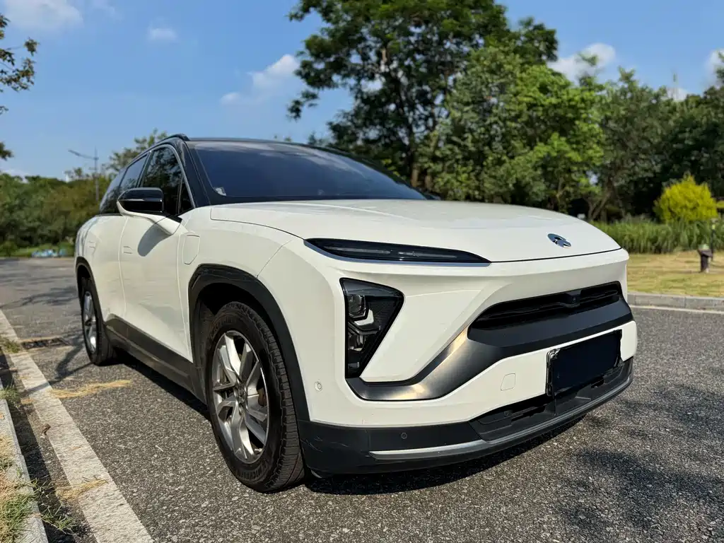 NIO ES6 2021