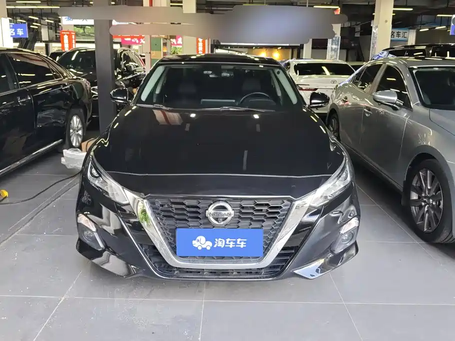 Nissan Teana 2021