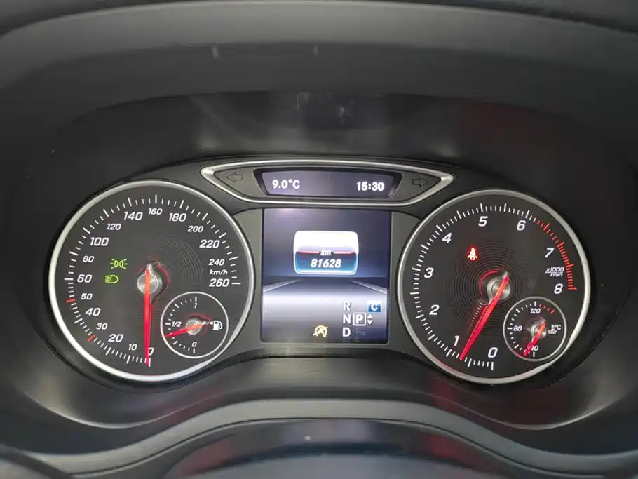 Mercedes-Benz B-Class 2017 — фото 14