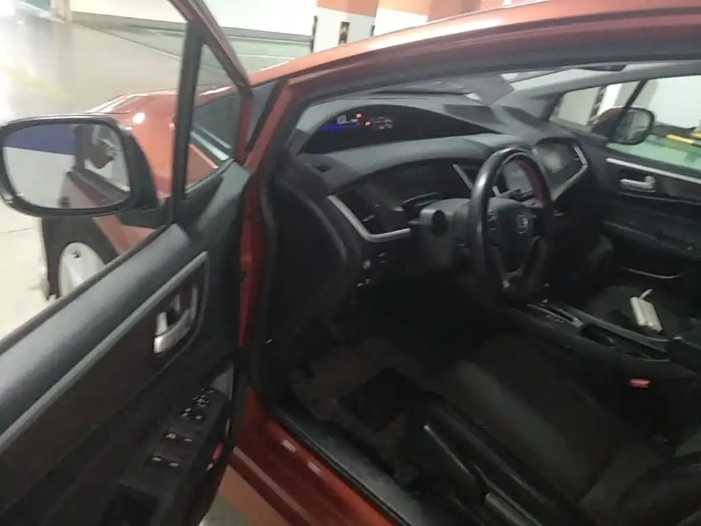 Honda Jade 2016 — фото 16