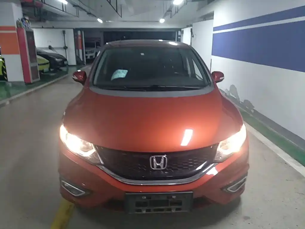 Honda Jade 2016