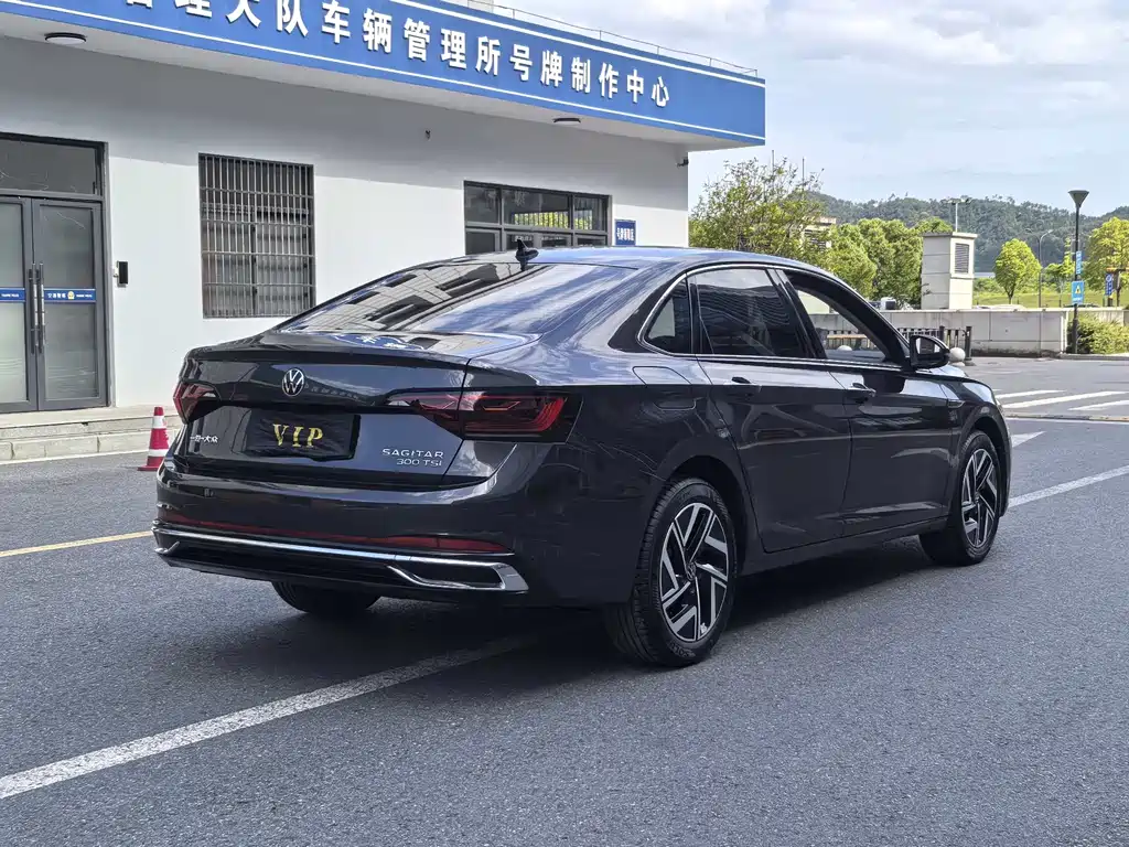 Volkswagen Sagitar 2023