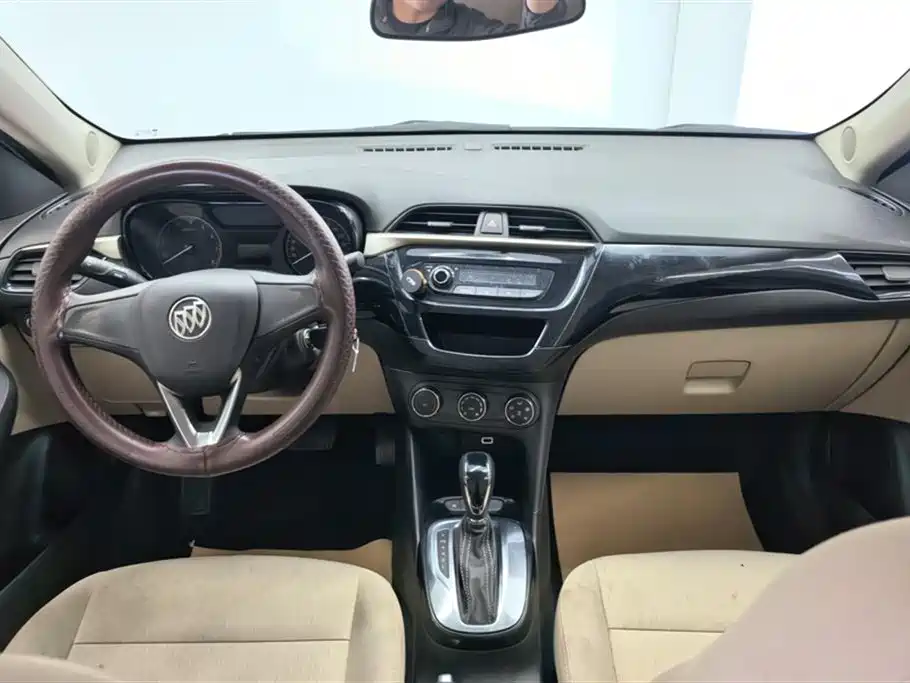 Buick Excelle 2021 — фото 12
