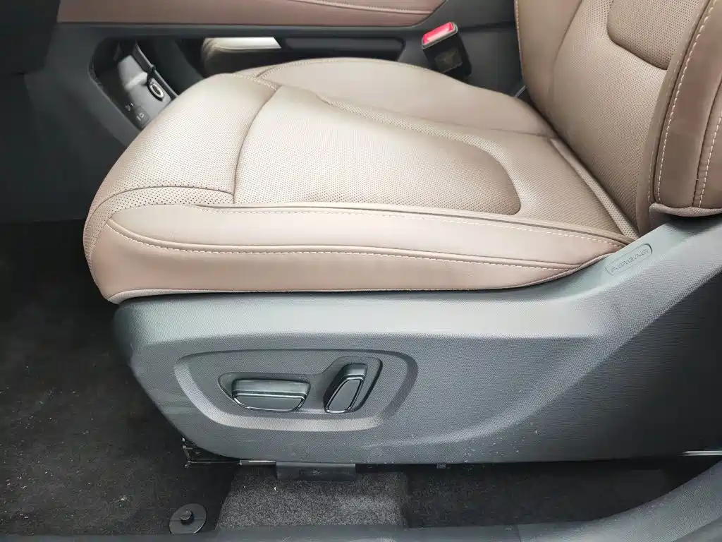 GAC Trumpchi GS4 2025 — фото 20