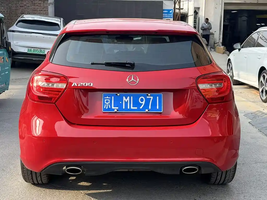 Mercedes-Benz A-Class 2015 — фото 15