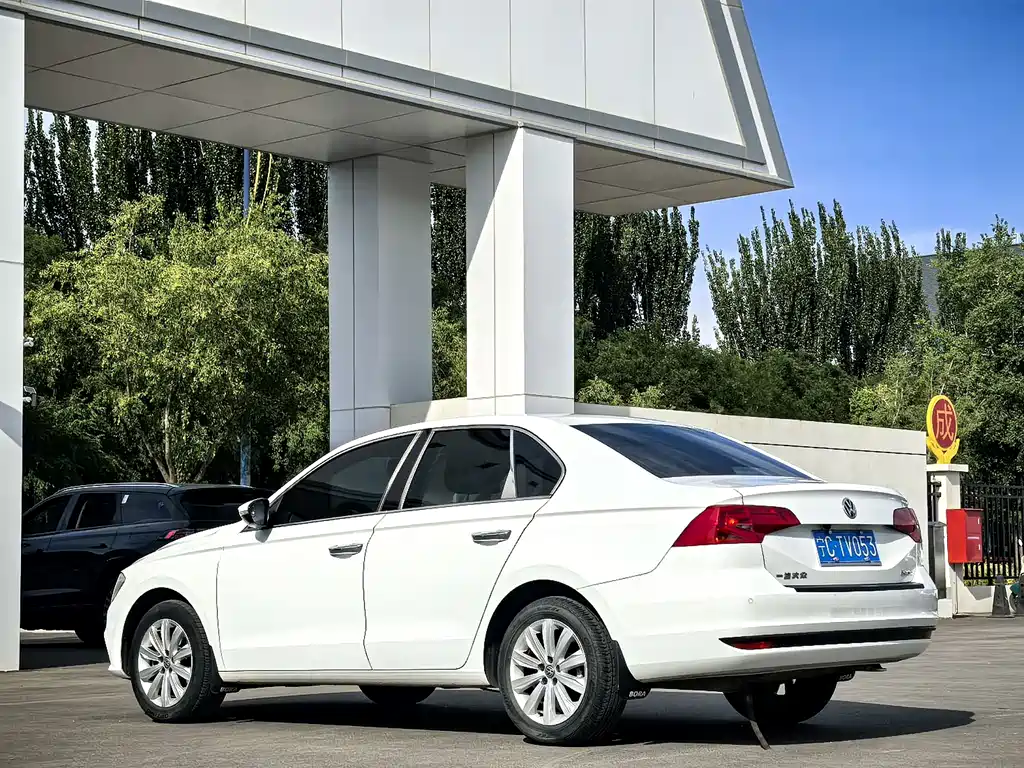 Volkswagen Bora 2021